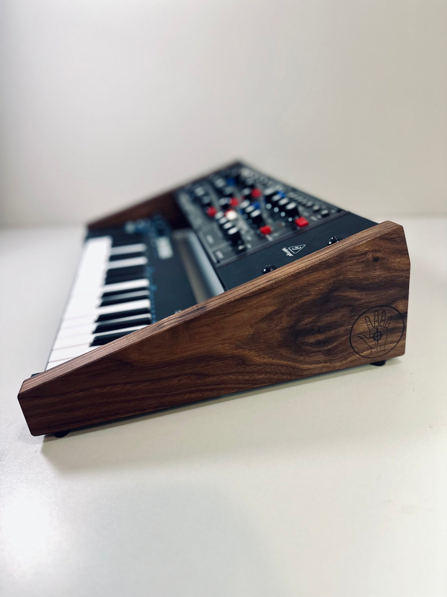 Arturia Keystep and 3u Synth Rack Stand