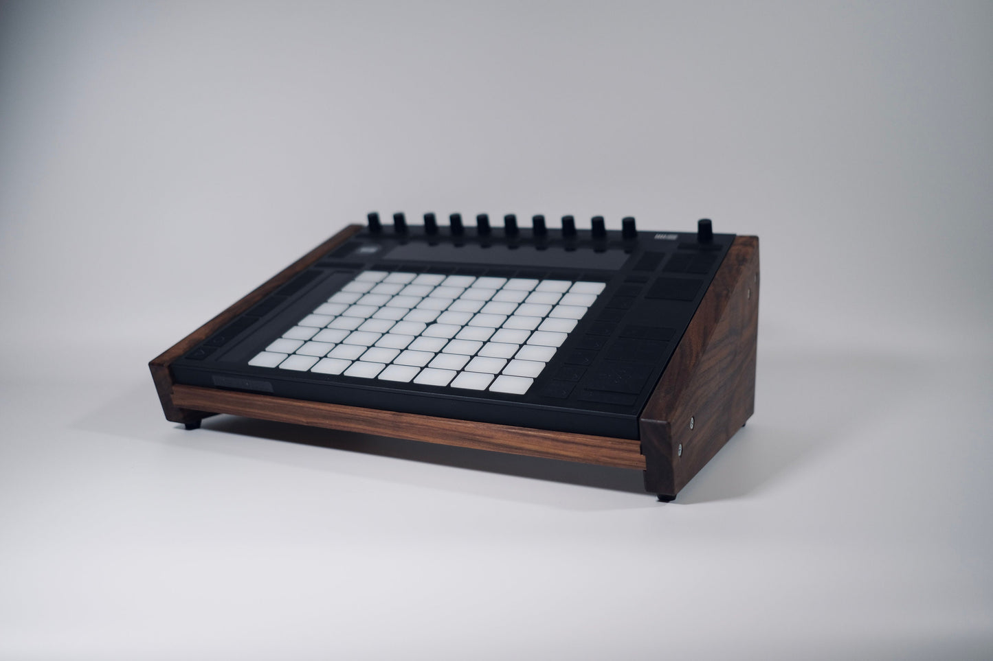 Ableton Push Stand // desktop rack for ableton live push 2 or 3 controller