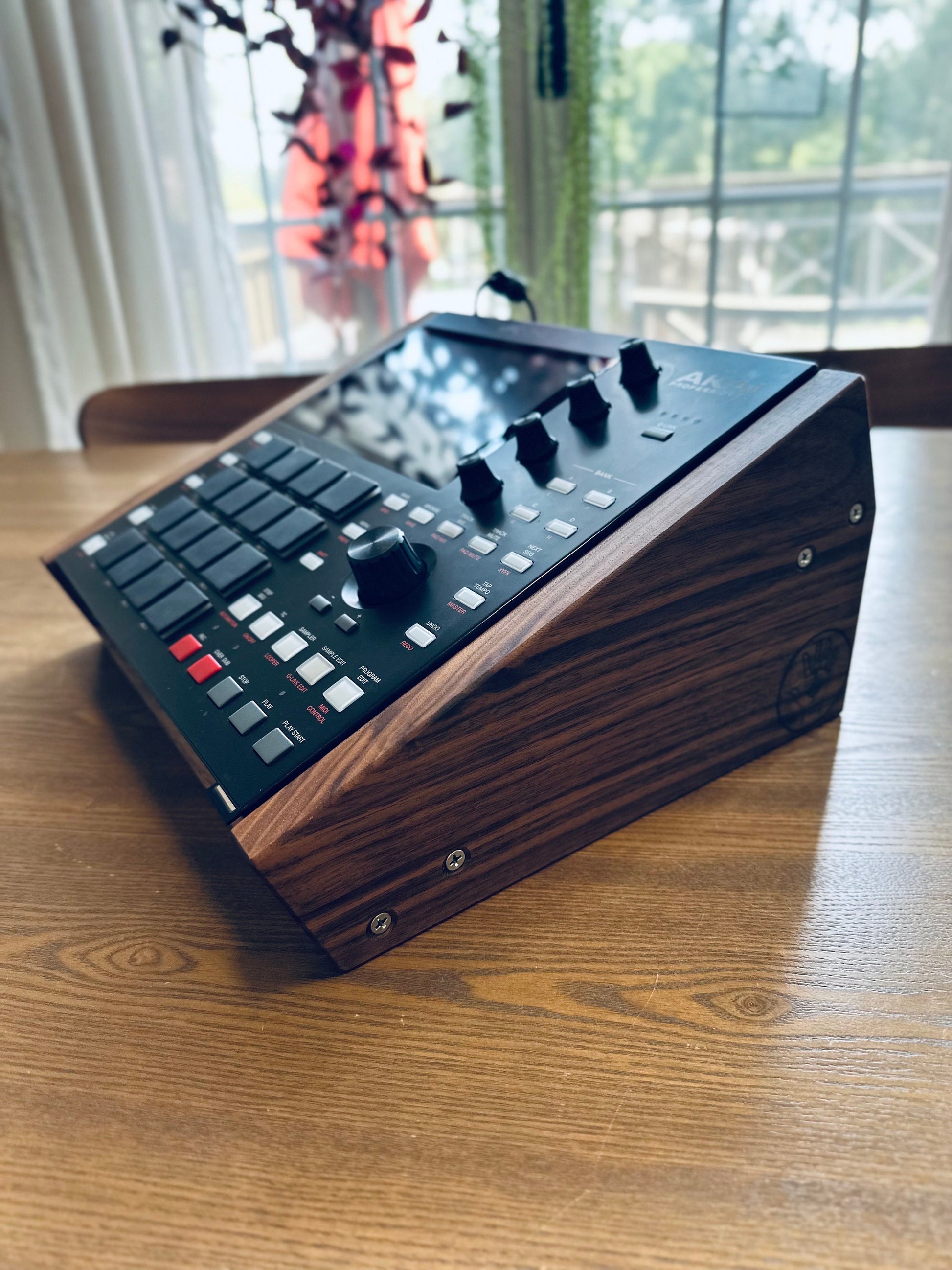 Akai MPC stand for MPC One, One+, or Mpc Live II – codahandmade